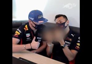 Een kijkje achter de schermen bij de mediaverplichtingen van Verstappen en Albon