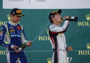 VIDEO: Norris and Russell in superb F2 battle