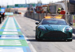 F1 fans shocked as safety car CRASHES ahead of Italian Grand Prix