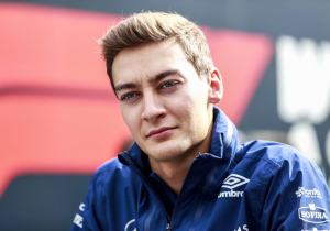 Russell ziet nieuwe daverende verrassing uit zijn handen glippen: "Ik ging over de limiet"