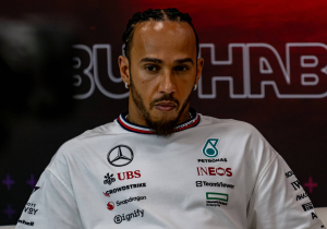 F1 chief defends Hamilton after constant team-mate defeats