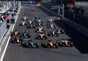 LIVE | Grand Prix van Spanje: Norris verliest leiding na slechte stop, Antonelli leidt virtueel