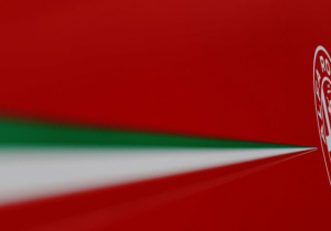 Wat is er aan de hand met de voorvleugel van de nieuwe Alfa Romeo?