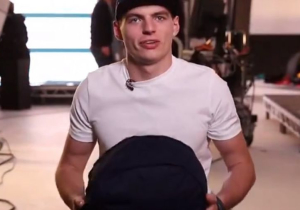 VIDEO: Max Verstappen toont zijn nieuwe helm!