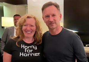 HAHA! Horner ging in Canada met fan in gewaagd shirt op de foto