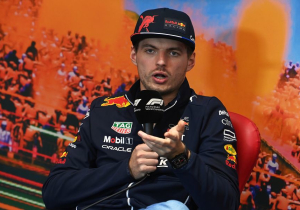 Verstappen levels "stubborn" accusation at FIA