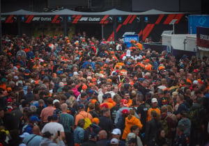 Russell wint sprint en pole voor Norris, Dutch GP overschaduwd door logistieke chaos | GPFans Recap