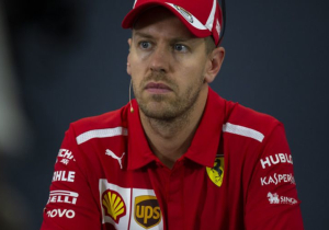 Villeneuve: "Vettel zou een boek moeten schrijven over dit seizoen"