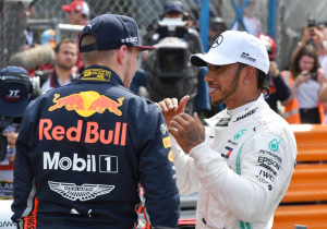 Verstappen begrijpt niets van Hamilton en Grosjean: "Slaat totaal nergens op"