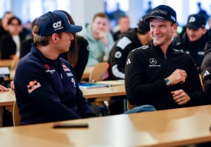 Engel vereert om teamgenoten te zijn met 'nuchtere' Verstappen: "Hij eist geen speciale behandeling"
