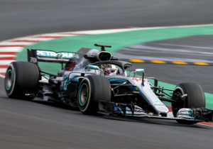 Bernie Ecclestone: 'Mercedes wint te vaak'