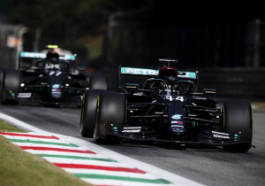 "Nervous" Hamilton hails late set-up changes for record F1 lap