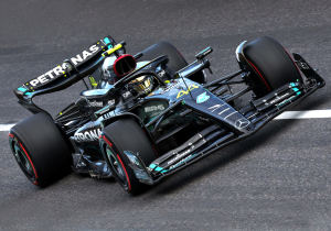 Mercedes zoekt balans tussen upgrades W14 en ontwikkeling W15: "P2 erg belangrijk voor ons"