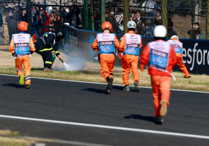 FIA overweegt ander materiaal skidblocks om bermbrandjes te voorkomen