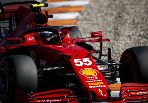 Ferrari rapid repairs "one of the most impressive things I have seen" - Sainz