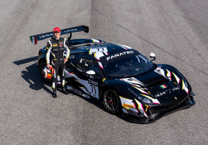Ferrari grants Ilott GT opportunity