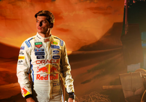 Red Bull en Verstappen presenteren witte helm en racepakken richting COTA