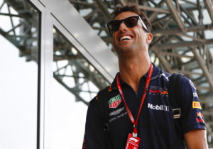 Ricciardo arrival puts Renault on 'trajectory' for victory