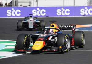 Lawson heads up Red Bull junior one-two in chaotic F2 Jeddah sprint race