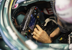 Vettel explains "small stuff" difficulty with Aston Martin