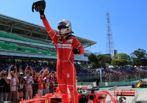 Vettel geeft zich niet gewonnen: "Misschien kunnen we wel winnen"