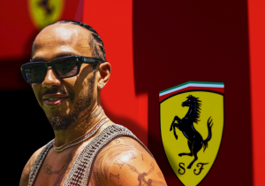 Hamilton recibe un extraordinario HOMENAJE de leyenda de la música en icónico álbum