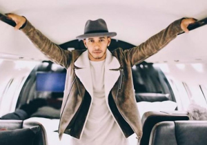 Lewis has a 'no poo' rule on his private jet, claims model