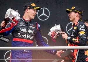 Kvyat voorspelde promotie van Verstappen al: 'Red Bull had het uiteraard nodig'