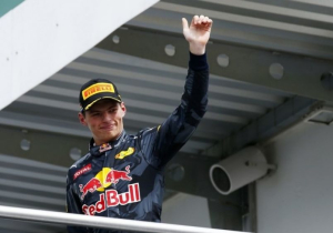 Verstappen: "Ik probeerde zowel Hamilton als Vettel achter mij te krijgen"