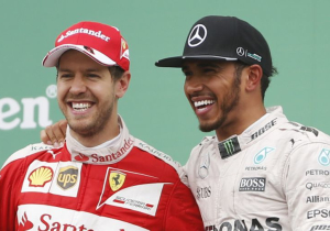 Briatore adviseert Ferrari: 'Schuif Kimi aan de kant en vervang hem door Charles Leclerc'