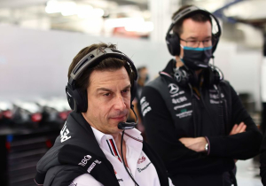 Wolff concedes Mercedes "can't think about winning" despite Hamilton podium