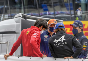Alonso schaart zich achter Verstappen na beroep Mercedes: 'Incident hoort bij de vorige race'