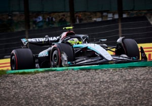 Mercedes baalt van P7 en P9 in Japan: "Zijn momenteel niet snel genoeg"