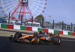 La McLaren DOMINA le FP3 in Giappone nonostante le bandiere rosse; La Ferrari accorcia le distanze