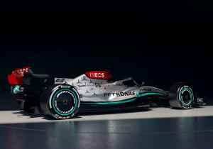 Wolff verklaart terugkeer zilveren livery: "Ons DNA en onze historie"