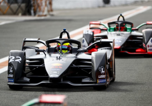 'Ik zou mezelf de kalender van 22 races in de F1 niet zien doen'