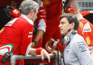 Toto Wolff ontkent samenwerking met Ferrari: "Dan zouden we onszelf in de voet schieten"