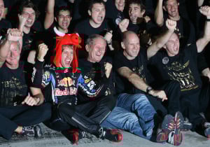 Vettel advising Red Bull F1 RIVAL in title battle