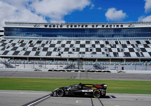 Axed F1 star to make Daytona debut in 2025