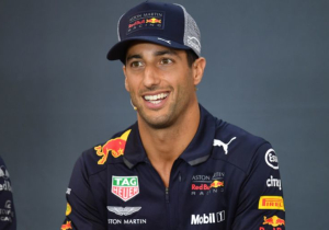 Ricciardo: 'Heb meerdere gesprekken gehad met Mercedes en Ferrari'