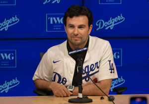 Cadillac pone a PRUEBA a Ferrari y el resultado EMOCIONA a Checo Pérez