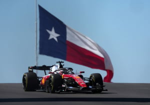 Leclerc opnieuw snelste man in VT2, Verstappen valt dit keer iets terug