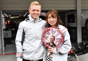 Magnussen's INCREDIBLE birthday cake!