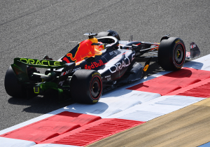 Verstappen completes day one whitewash as Alonso turns heads