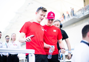 Ferrari facing "very difficult" dilemma over Schumacher and Ilott