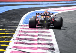 FIA plaatst nieuwe track limit op circuit Paul Ricard, kerbstones blijven