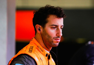 Daniel Ricciardo sería buena opción como reserva de Mercedes