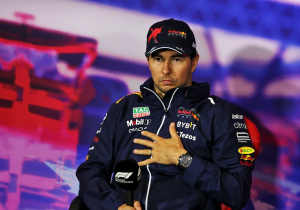 Checo Pérez abandona el GP de Austria