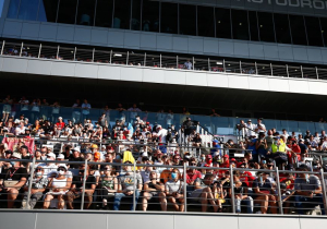 Recordaantal coronabesmettingen Formule 1 niet te wijten aan fans