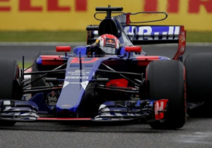 Teleurstelling bij Toro Rosso: "Het is jammer dat we de zesde plek zijn kwijtgeraakt"
